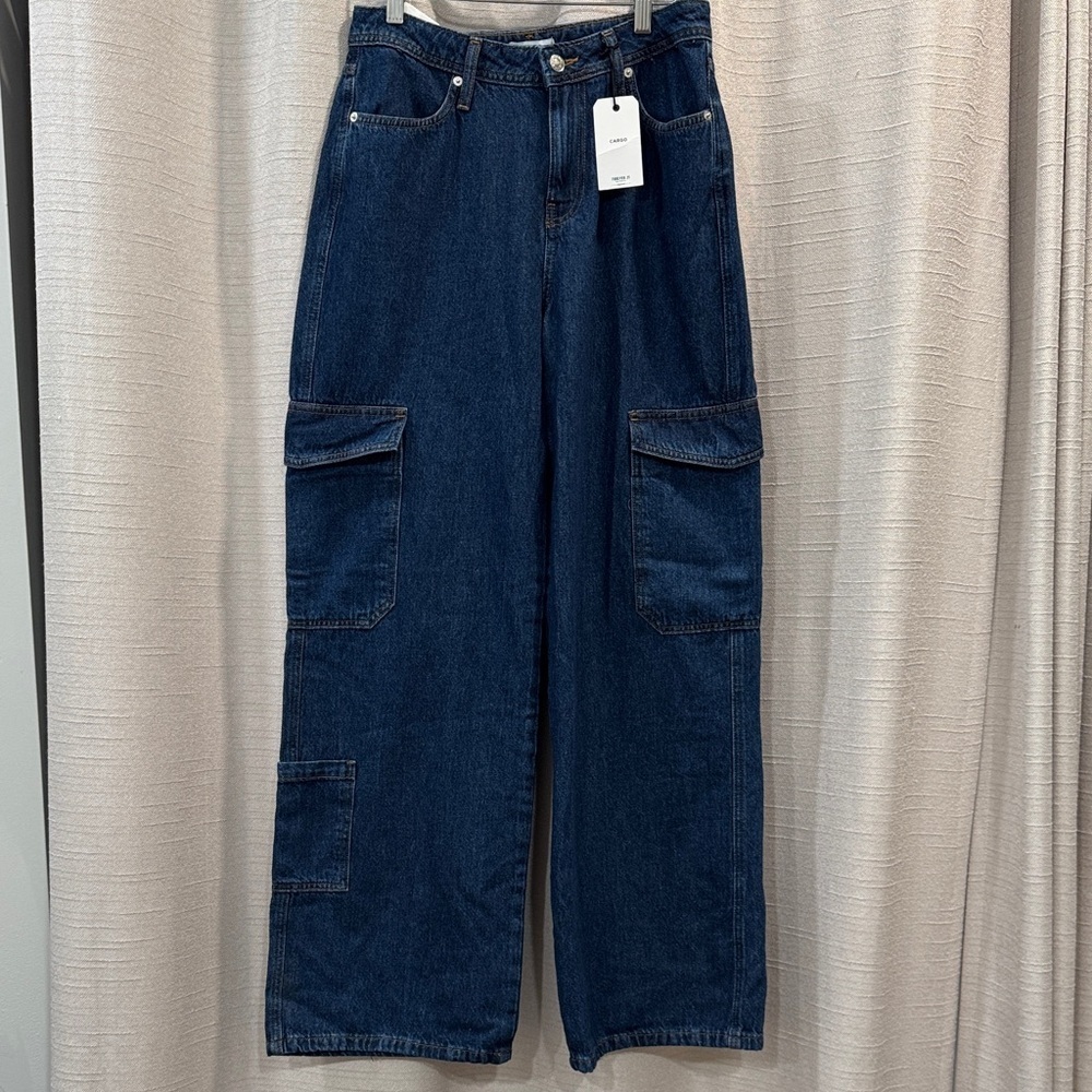 Forever 21 Premium Relaxed Fit Straight Wide  Leg Dark Blue Cargo Jean Size 26